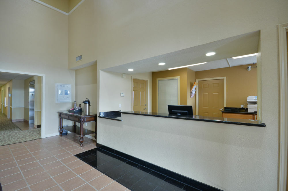 Intown Suites Extended Stay Select Houston Tx - Brookhollow Екстер'єр фото
